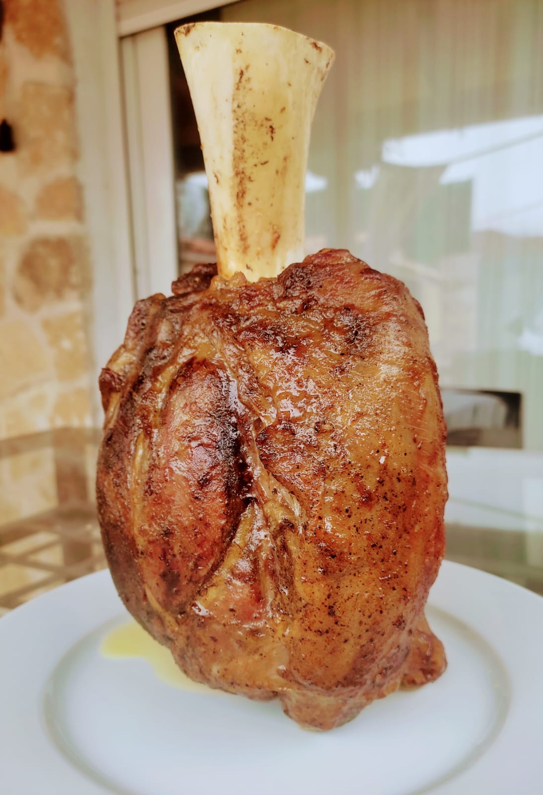 Venta on line de Jarrete. Envase en bandeja de 1 Kg congelado.